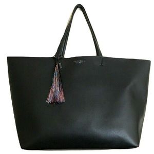 Victoria's Secret tote bag!